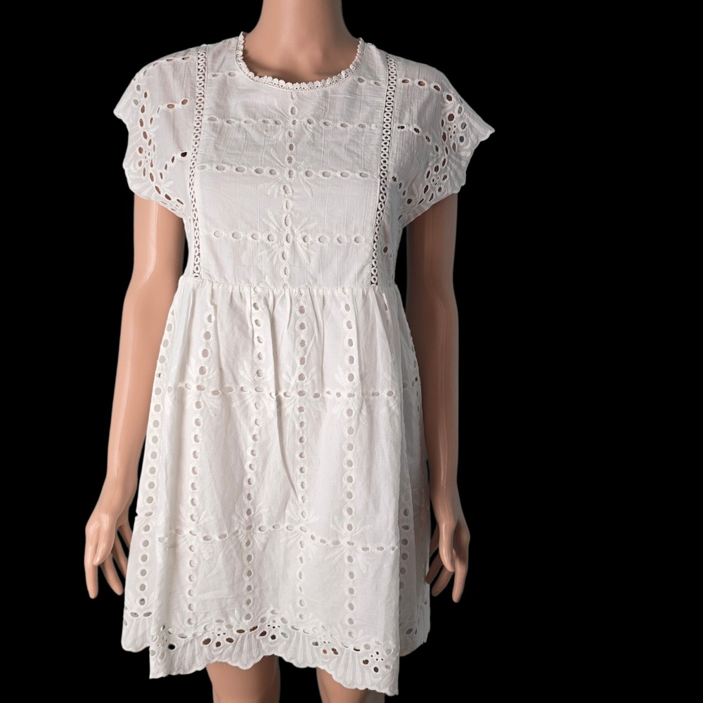 Very J White Eyelet Cotton Mini Dress Small S Cap Sleeve Lace Boho Cottagecore